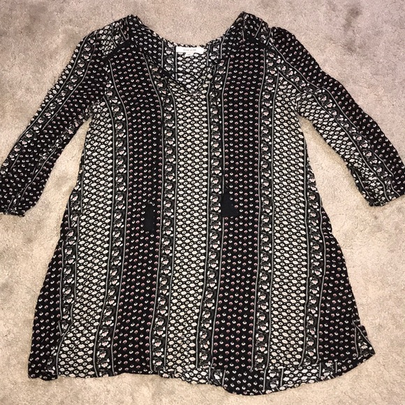 Dress - Picture 1 of 4